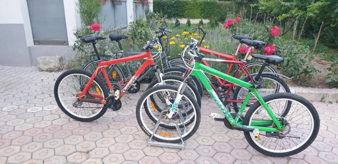 Apartman Zizula Kaštela Exteriör bild